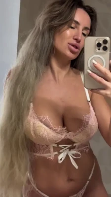 angel_regresss - Can you advice me some spicy movie for this night?😈