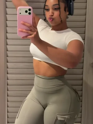 rawgyall - my wettest vid yet