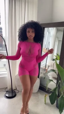 rawgyall - It’s TITTY TUESDAY🍒 dm me for $1 pics😈