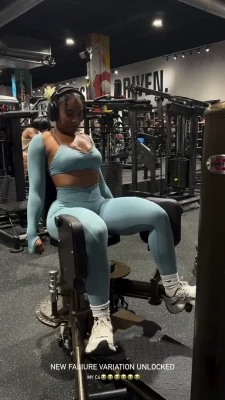 rawgyall - sexy little b1tch 😳