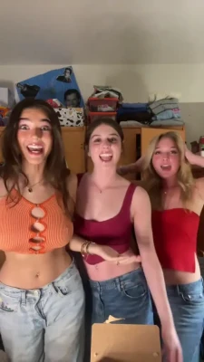 annalouise - Now gimme some cute kisses 🙈❤️️