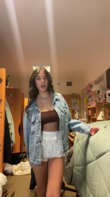 annalouise - Am I hot? 😊