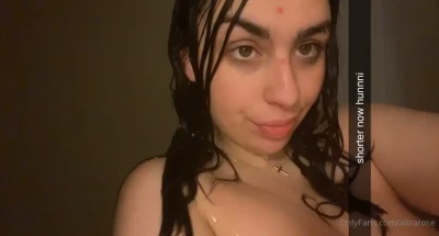 alizarose - Happy Friday !!! 🤯 Press 10 this video