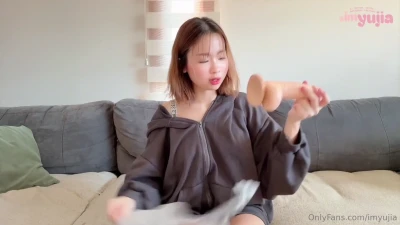 imyujia - exclusive moment now on screen