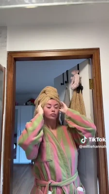 milliehannahhh - Hands up if you're online 😋 part 1