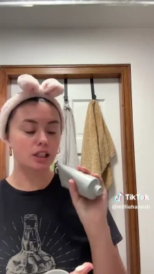 milliehannahhh - Hands up if you're online 😋