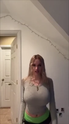 mikahlynn - Does this dildo make my boobs look big? 😜