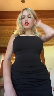 mikahlynn - What’s your biggest fantasy with me? 😈