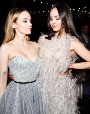 dovecameron - 👅Papi ven te chupo ese bombom🍭 Daddy come I'll suck that