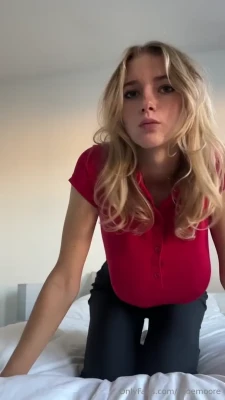 zooemoore - Or maybe the butt?🧐