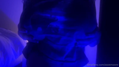 zooemoore - I'm always naked at home 🏡 ❤