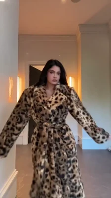 kyliejenner - Cuban hosiery photos by Pedsrmeds