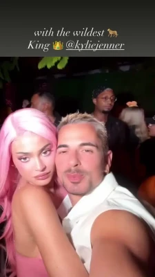 kyliejenner - what if i greeted you like this? 🍒