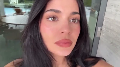 kyliejenner - we are always horny @beckycrocker 😈
