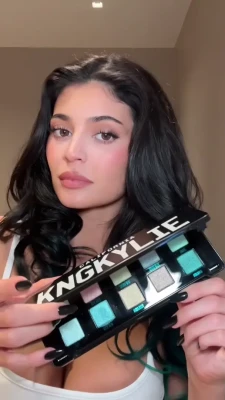 kyliejenner - I hold in my hands the most precious and sexy 🍒 part 1