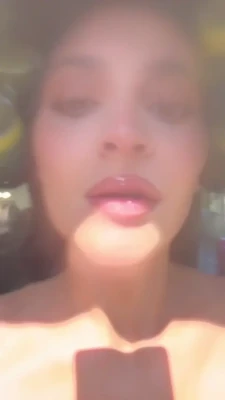 kyliejenner - 7/13 https://onlyfans.com/inkprincess96