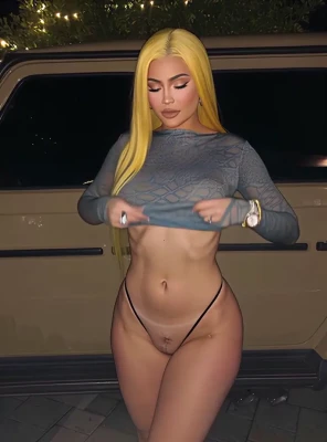 kyliejenner - is your cock ready to slide inside me?🍆😉 part 1