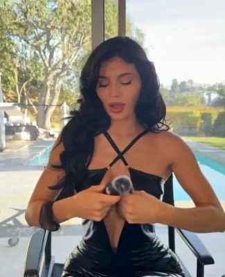 kyliejenner - 🐣 Wanna go on an Easter Egg Hunt?? 🐇  Answer ALL of the