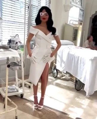 jennaortega - Could you use a little"Hot Mama" right now?