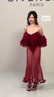 jennaortega - Latex day🖤😈😈