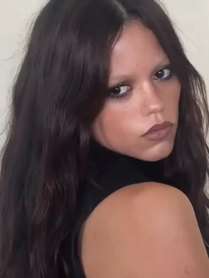 jennaortega - Taken from: Empty your balls for me.