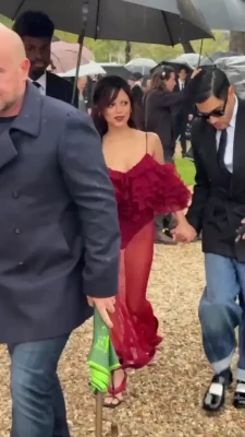jennaortega - Who’d like to tie me up and take care of it? Or just edge me