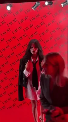 jennaortega - Will you approach me from the front or the back? 👀😈