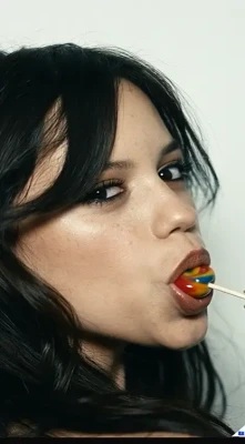 jennaortega - I will be on myfreecams , if you want to hang out look for me !💋