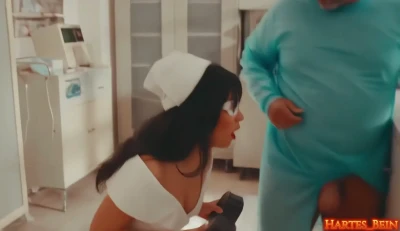 jennaortega - Tip me if you would want my silky legs and feet on your cock ;)