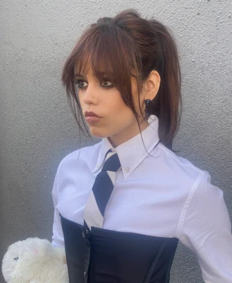 jennaortega - since you’re all asking me to post it here too 🙈