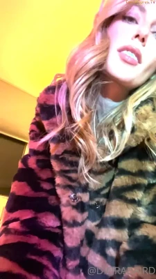 carolinezalog - Spit titties 🥵😇