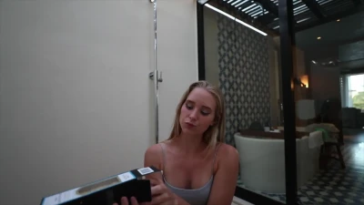 carolinezalog - Hey guys - I just want to show you I’m having a problem with the