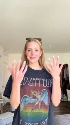 carolinezalog - 🔥🔥🔥 NEW FULL 🔥🔥🔥 The couple called a sexy girl and