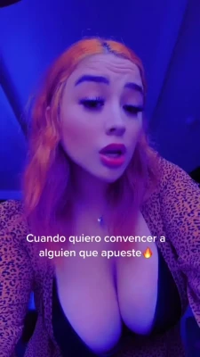itzeldelavega2 - My   every time in the grocery store  - -    everyone s eyes go