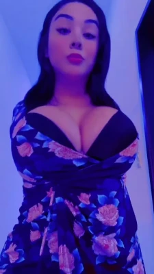 itzeldelavega2 - Hoy subiré ero set de Ganyu novia, son fotitos ero soft, por lo que
