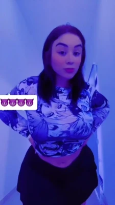 itzeldelavega2 - Sexy dancing in leather leggings🖤 🖤🖤🔥 Slap my ass!🫦😈