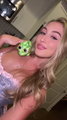 heloisehut - the aftermath of the squirt video i posted 👉🏻👈🏻 part 2