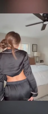 piper_rockelle - Can I get to know you better? 💕