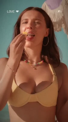 milliebobbybrown - I need all my holes filled… would you use your 🍆 or your 👅 ??