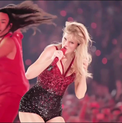 taylorswift - Be sure to check your DMs for goodies baby 💕