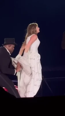taylorswift - ฝันดีคั้บ 💕