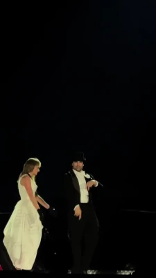 taylorswift - [Art]  Scott sees stars ✨