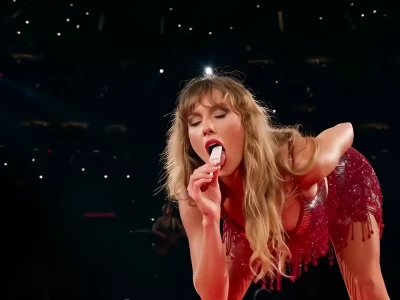 taylorswift - Happy Friday babies, tip this post any amount for my new video