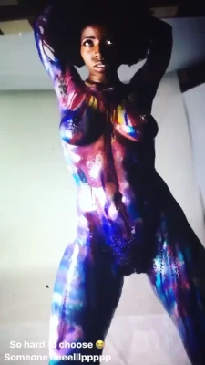 goddesstriiin - It's Titty Tuesday better check your DMs 😏