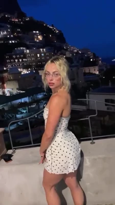 yaonlylivvonce - These long legs I know you love ~