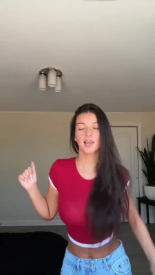 gianna.lorenn - Ocupando la colita😈😉