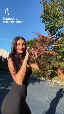 gianna.lorenn - What do you before you go to bed? For me it’s 1) read 2) masturbate