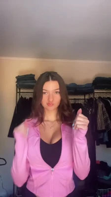 gianna.lorenn - Good morning I FOUND AGAIN my pics out of my onlyfans... I ask to you
