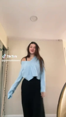 gianna.lorenn - the aftermath of the squirt video i posted 👉🏻👈🏻