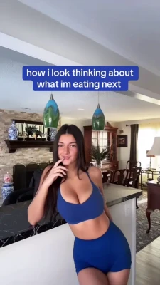 gianna.lorenn - You know what to do 😋